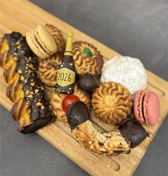 Blandet æske (6-8 Pers)